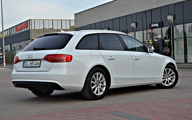 Audi A4 cena 39900 przebieg: 226550, rok produkcji 2014 z Koźmin Wielkopolski małe 407